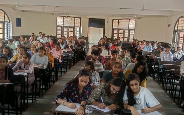 Gujarat Arts & Commerce College
